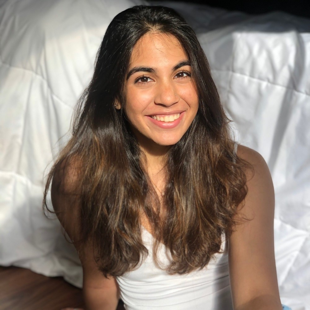 Meet your Posher, Reena